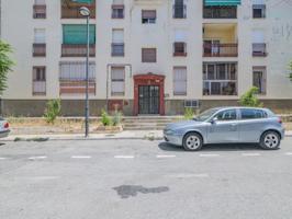 Piso En venta en Huétor Vega photo 0