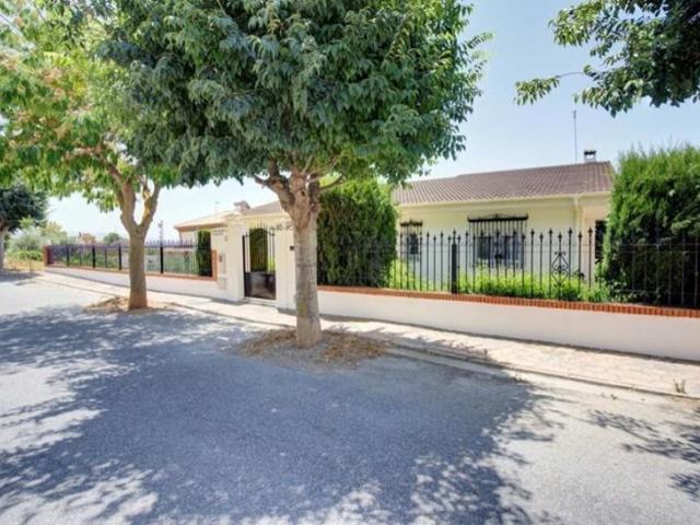 Piso En venta en Padul photo 0