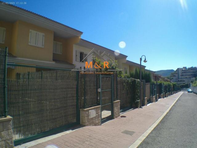 ADOSADO CON PISCINA EN PLENA NATURALEZA, EN SERRA photo 0