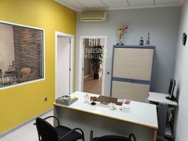 Local En venta en Almassera photo 0