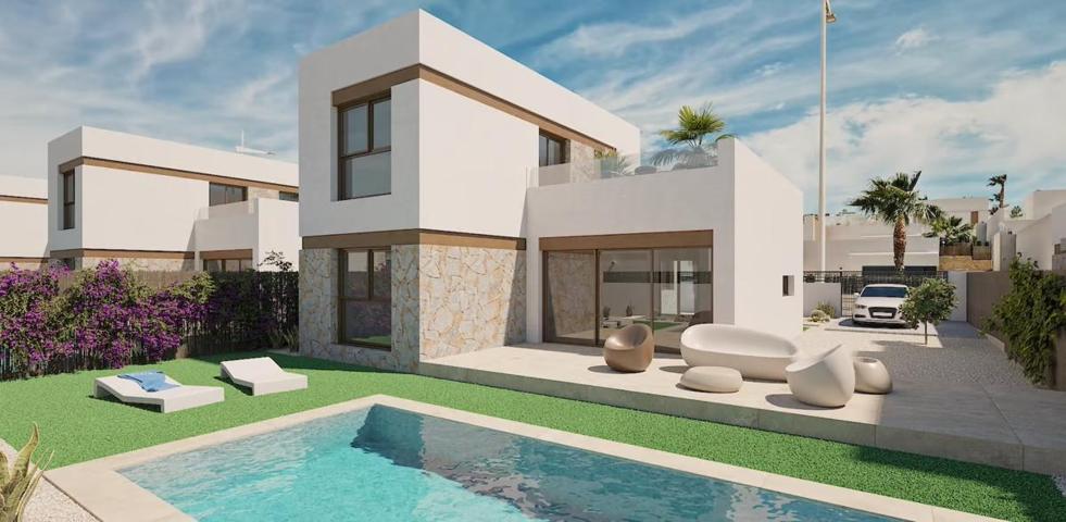 Casa - Chalet en venta en Algorfa de 131 m2 photo 0