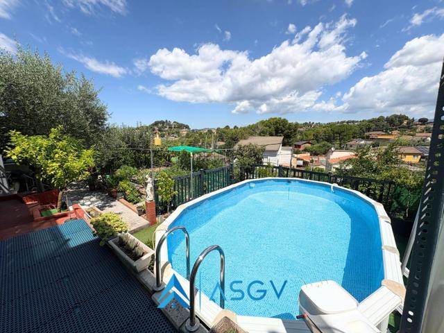 ¡Gran oportunidad en Can Canals de Piera! Casa con jardín, piscina y mucho espacio photo 0