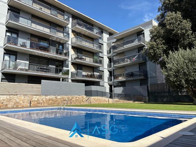 Exclusivo Piso en Igualada con Vistas y Comodidades photo 0