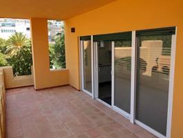 Local En venta en Altea photo 0