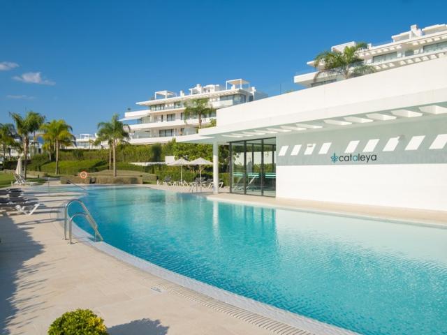 Piso En venta en Estepona photo 0