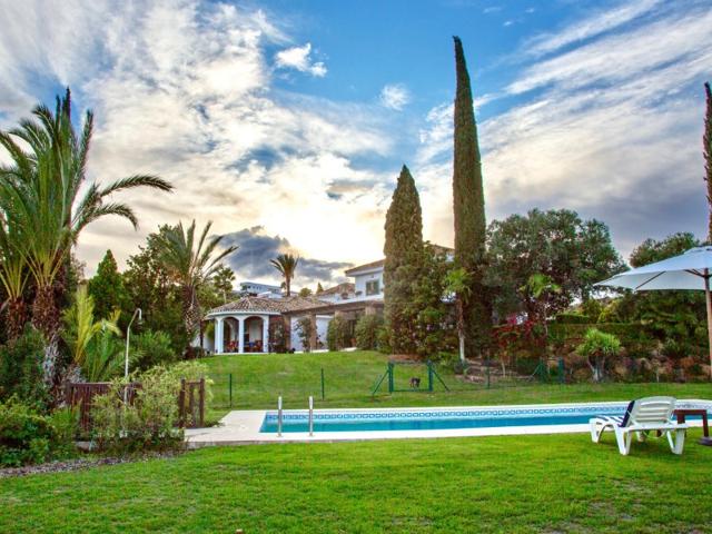 Villa En venta en Mijas photo 0