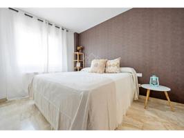 ESPECTACULAR PISO DE 4 HABITACIONES EN REUS photo 0