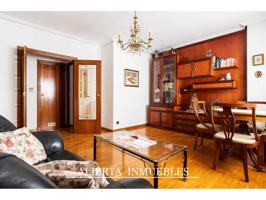 APARTAMENTO CON GARAJE ZONA PORTILLO. INTERESANTE INVERSORES. Alierta. photo 0