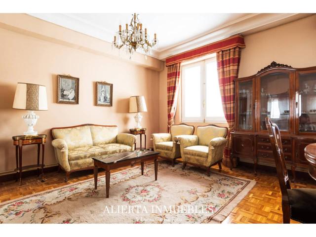 VIVIENDA EN EDIFICIO SEÑORIAL. GRAN VÍA JUNTO PLAZA ARAGÓN. photo 0