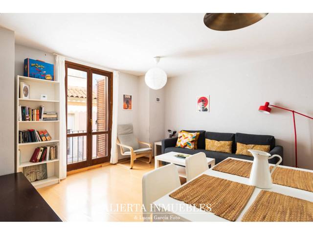 VIVIENDA CON ENCANTO EN EDIFICIO RECIENTE CENTRO HISTÓRICO DE ZARAGOZA photo 0