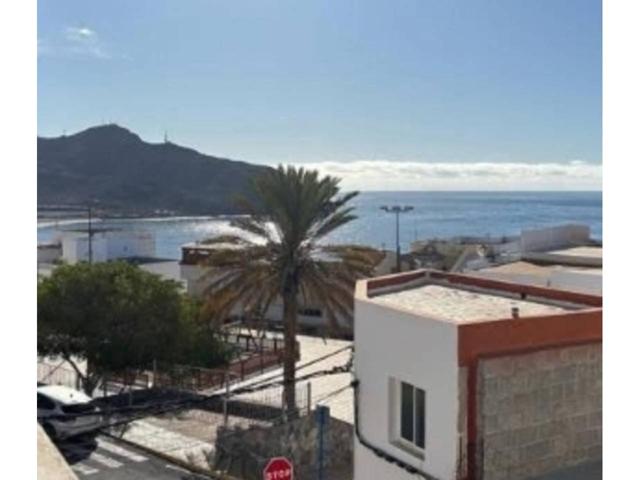 Casa Terrera en Gran Tarajal con Gran Potencial photo 0