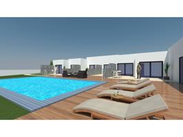 Terreno urbano en Lajares con proyecto de villa de lujo, piscina y locales comerciales; photo 0