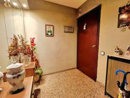 Piso en venta en avenida de Josep Tarradellas photo 0