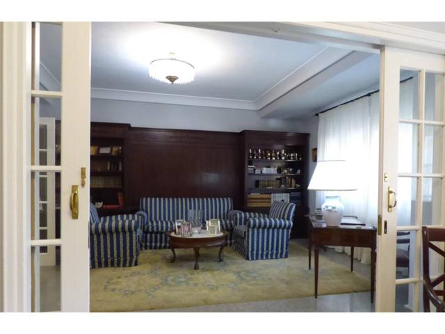 Excelente vivienda con garaje cerrado y trastero photo 0