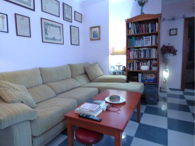 Piso muy luminoso en Bahía Blanca con ascensor photo 0