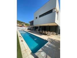 VENTA DE CHALET EN URBANIZACION MONTEPINAR ( EL ESPARRAGAL) photo 0