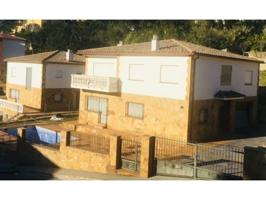 Chalet Independiente en venta en Avda. Pla de Rosell 6, Lloret de Mar photo 0