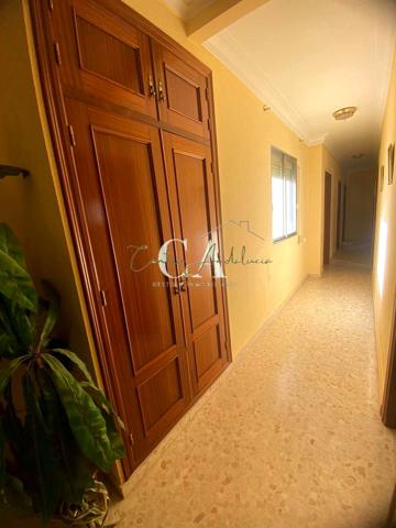 SE VENDE PISO EN AVENIDA DE LA ESTACION photo 0