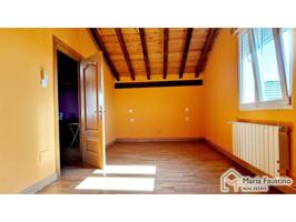 Chalet independiente con finca urbana de casi 1000 m2 en Santander photo 0