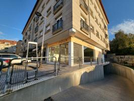 Venta de local comercial en Cambados photo 0