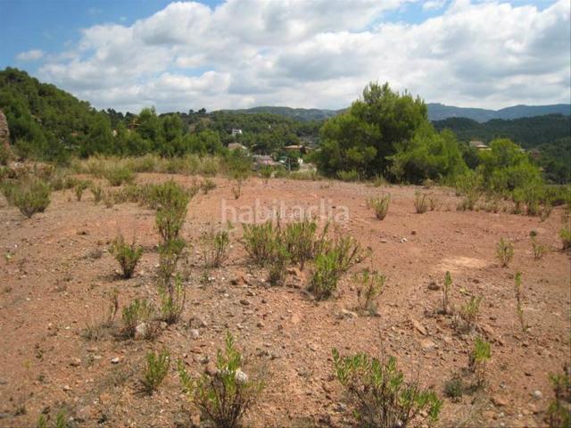 Terrenos Edificables En venta en Rellinars photo 0