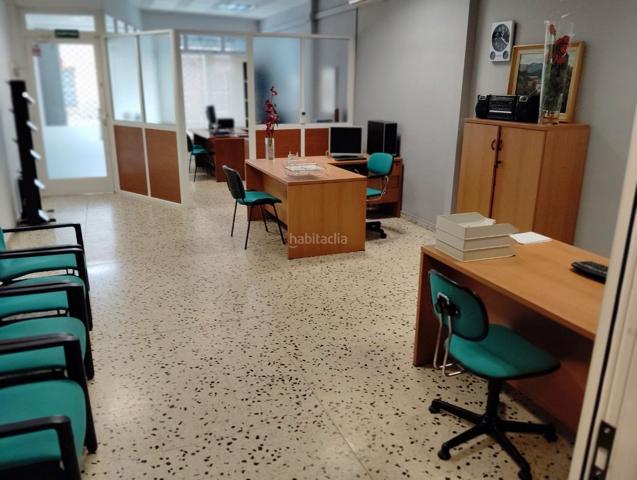 Local En venta en Terrassa photo 0