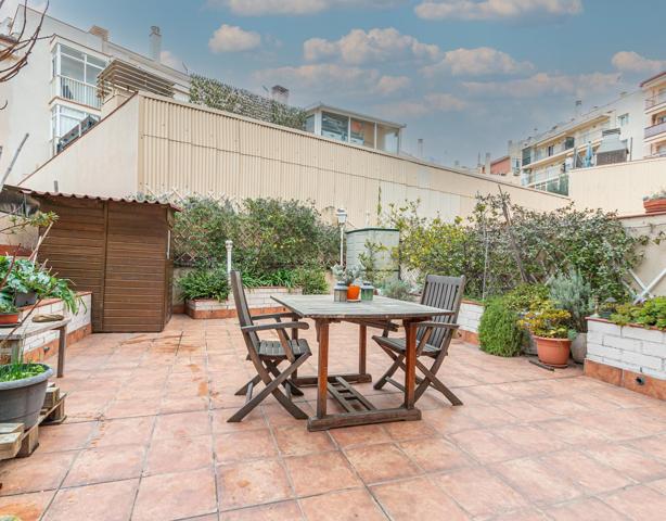 Piso En venta en Terrassa photo 0
