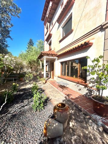 Villa En venta en Vacarisses photo 0