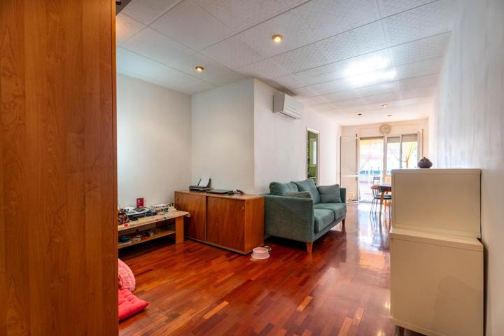 Villa En venta en Terrassa photo 0