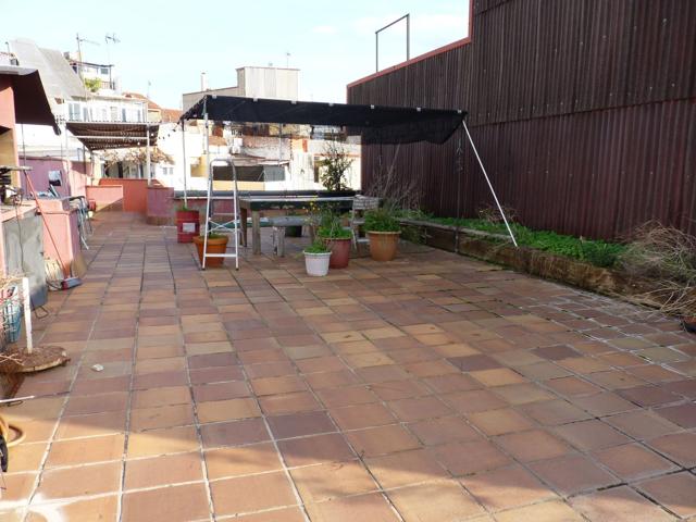 Villa En venta en Terrassa photo 0