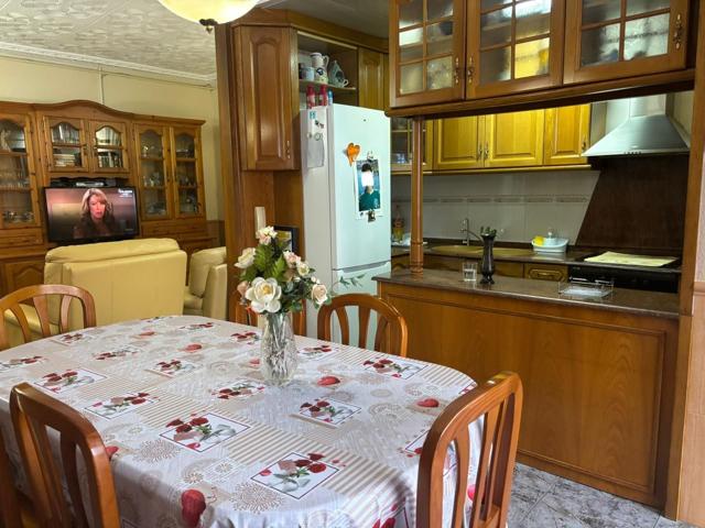 Villa En venta en Terrassa photo 0