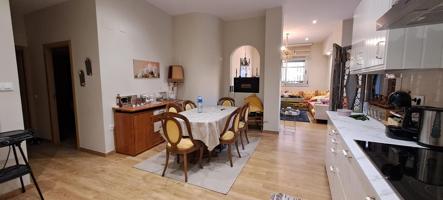 Piso En venta en Terrassa photo 0