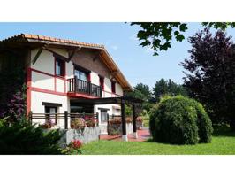 Casa rural en venta en Ibarrangelu photo 0