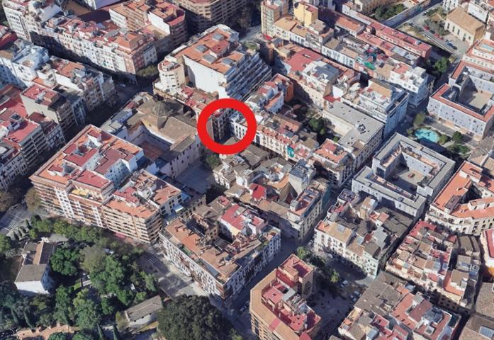 Local comercial en Venta en Valencia Valencia CIUTAT VELLA photo 0