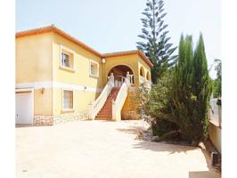 Chalet en venta en Oliva photo 0