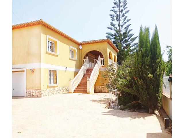 Chalet en venta en Oliva photo 0