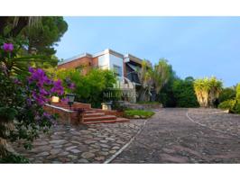 Chalet unifamiliar en venta en Castellnovo photo 0