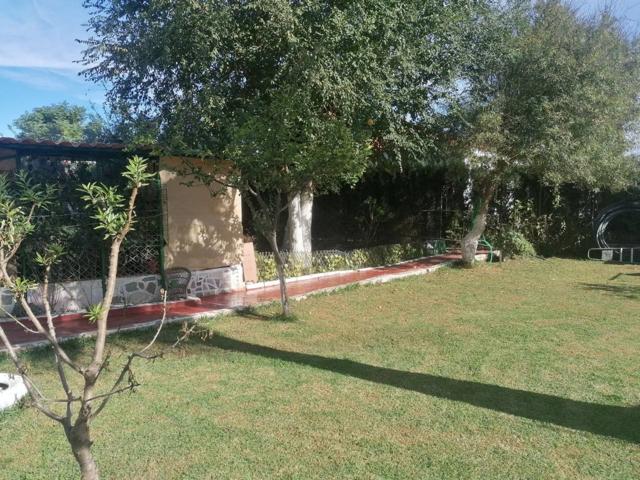 Villa En venta en Carmona photo 0