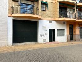 Local En venta en De Bellavista, 51, Sevilla photo 0