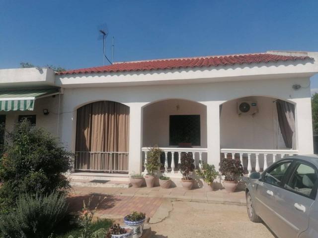 Villa En venta en Urb. Pradollano, 134 B, Carmona photo 0