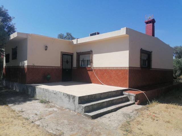 Villa En venta en Carmona photo 0