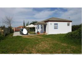 Chalet unifamiliar en venta en Carmona photo 0