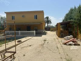 Chalet unifamiliar en venta en San José de La Rinconada photo 0