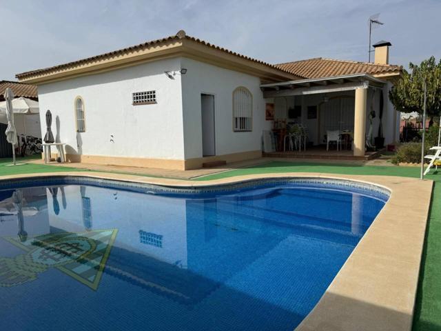 ESPECTACULAR UNIFAMILIAR EN ALMENSILLA photo 0