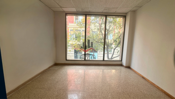 Local comercial - Figueres photo 0