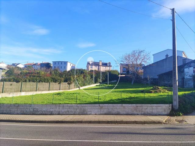 Solar urbano edificable en Montrove photo 0