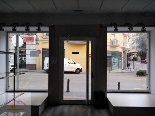 Local comercial en Venta en Cuenca Cuenca photo 0