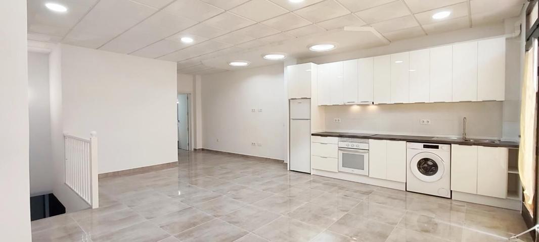 Apartamento reformado y listo para entrar en Adeje casco. photo 0
