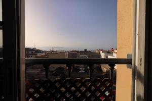 Bonito y acogedor piso en San Isidro, Granadilla de Abona. photo 0
