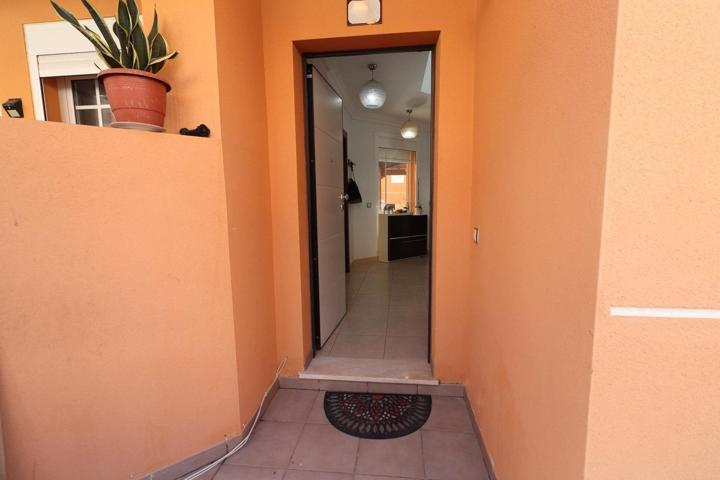 Chalet con piscina privada en Los Cristianos, Tenerife sur photo 0